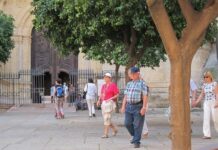 Los 368.359 pensionistas de C-LM cobraron de media 851 euros, 71 euros por debajo de la nacional