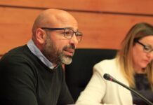 Publicada en el DOCM la declaración de bienes de Molina, que incluye los 60.000 euros de un fondo de inversión