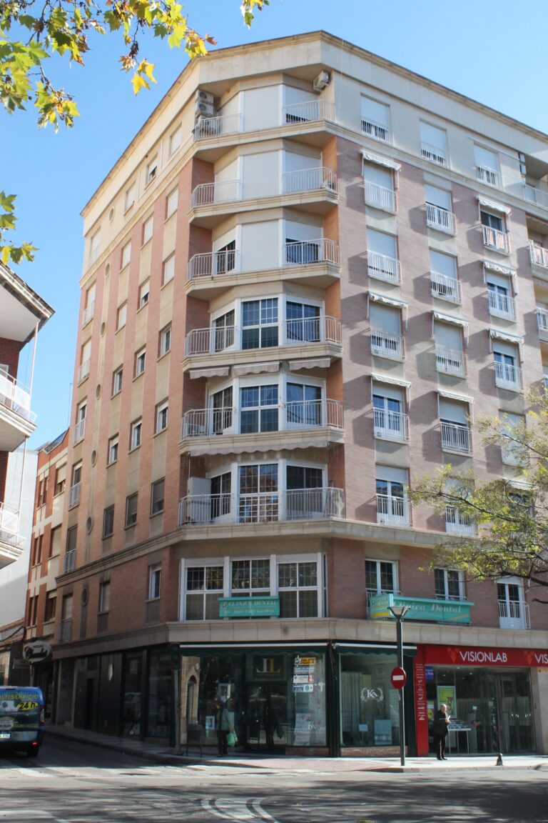 La compraventa de viviendas aumenta un 32,4% en octubre en Castilla-La Mancha La compraventa de viviendas aumenta un 32,4% en octubre en Castilla-La Mancha