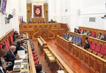 Aprobados los presupuestos para 2018 con el rechazo a todo lo propuesto por el PP y la ausencia de Page