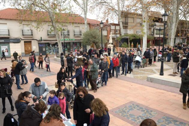 Cerca de 200 personas participaron en las Choco-Campanadas Solidarias