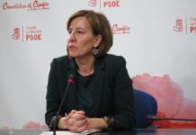 El PSOE responde que el Ministerio autoriza a contratar a médicos sin homologación