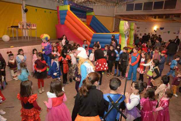 Más de 200 niños y niñas participaron en el Baile Infantil de Carnaval