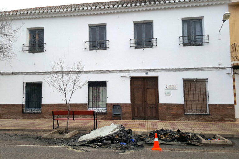 La Policía Local identifica al presunto autor del incendio de dos contenedores en Argamasilla de Alba