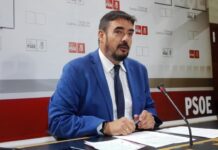 PSOE propone abrir la puerta al voto telemático de los diputados regionales