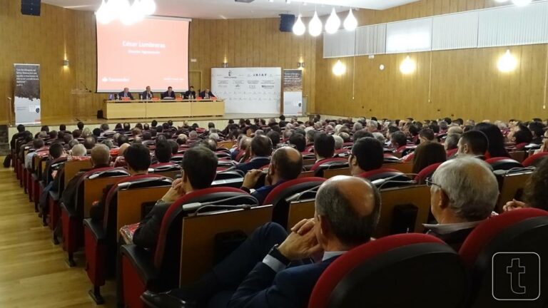 Banco Santander y Banco Popular presentan su campaña conjunta de la PAC 2018 en el IRIAF de Tomelloso