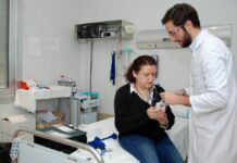 Castilla-La Mancha registró en 2017 una tasa de 4,1 médicos por cada 1.000 habitantes