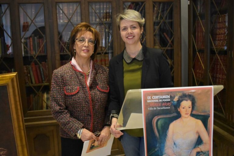 La palentina Clara Ayuso Collantes gana el IX Certamen Nacional de Poesía ‘Carmen Arias’ de Socuéllamos La palentina Clara Ayuso Collantes gana el IX Certamen Nacional de Poesía ‘Carmen Arias’ de Socuéllamos