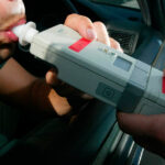 Conducía en el término municipal de Almuradiel superando en más de seis veces la tasa de alcohol permitida