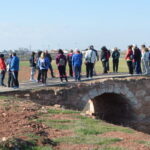 30 daimieleños conocen a pie parte del pasado local recorriendo las “Caleras”