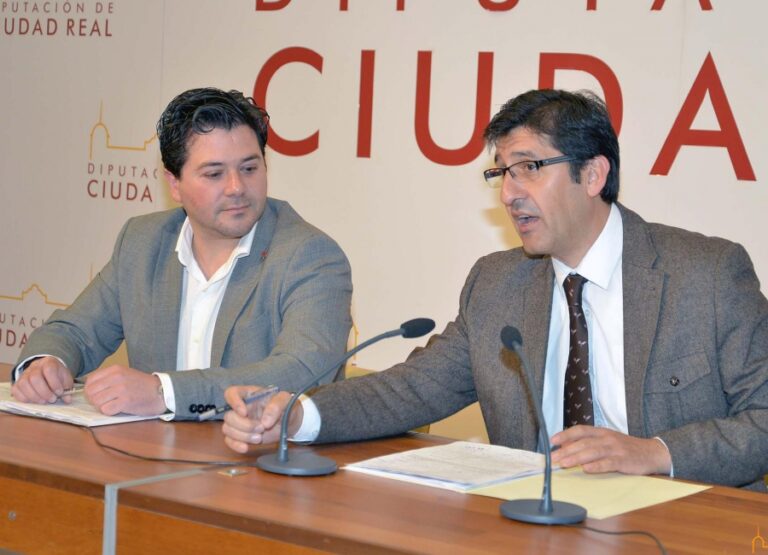 La Diputación destina 225.000 euros a enriquecer la oferta cultural de los pueblos con artistas de la tierra