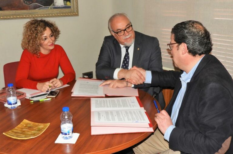 El Ayuntamiento de Manzanares subvencionará la reforma del suelo de la ermita de la Veracruz
