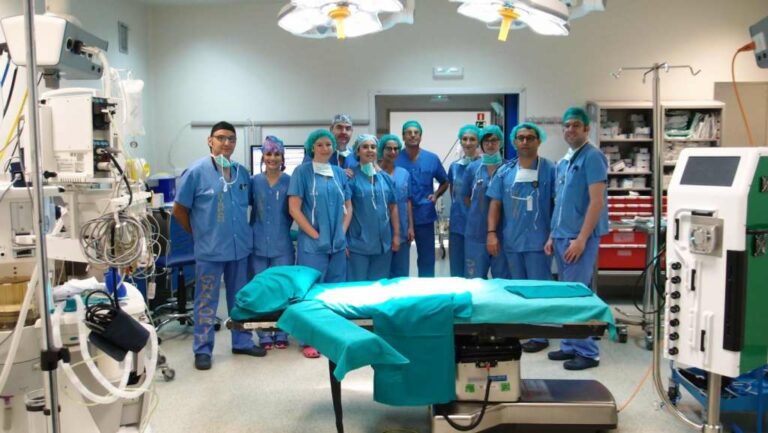 El Hospital de Ciudad Real realiza con éxito la primera intervención con quimiohipertemia en cáncer de páncreas