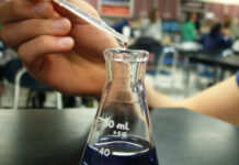 Una explosión en una farmacéutica del Polígono de Toledo obliga a desalojar a sus empleados y movilizar efectivos