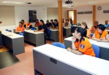 Las agrupaciones de Protección Civil de Castilla-La Mancha reciben 16 nuevas tiendas de campaña para primeros auxilios