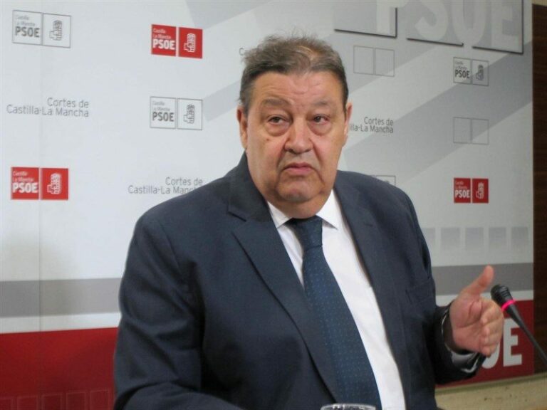 Apoyo unánime de la militancia del PSOE al Acuerdo Presupuestario con Podemos