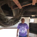 El Zurdo, único molino del mundo que muele a izquierdas y propiedad de los nietos del ‘cuñadísimo’ de Franco