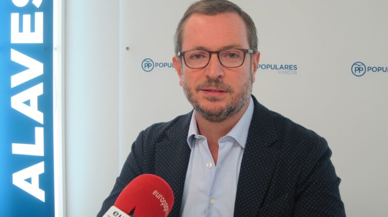 Maroto cree que Page ha aprendido de Sánchez a contradecirse