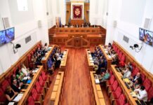 Finaliza tras 11 horas la primera sesión del debate de presupuestos, que deja vista para sentencia su aprobación