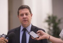 Page oficializa su precandidatura para seguir liderando el PSOE de Castilla-La Mancha