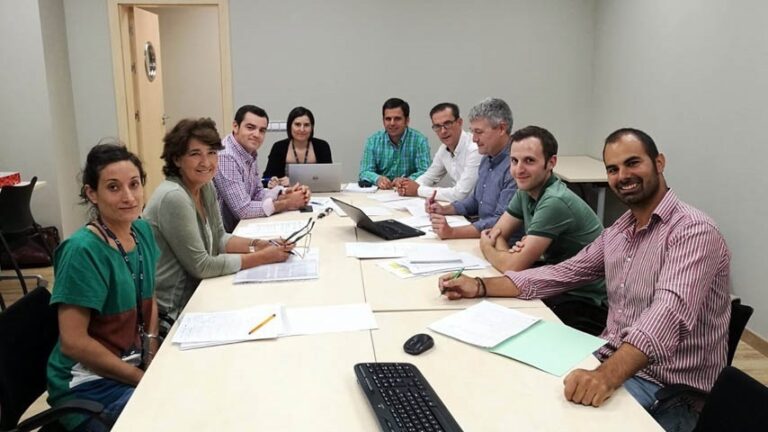 Expertos de la UCLM, ganaderos y gestores de caza avanzan en un proyecto para controlar la tuberculosis bovina