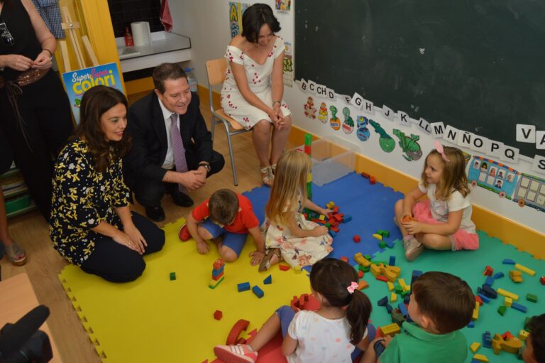 García-Page anuncia que la próxima semana se licitarán 11 actuaciones en centros de educación de la región