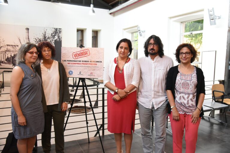 Estudiantes de la UCLM y profesionales conocen en Toledo los peligros de la prostitución entre los más jóvenes