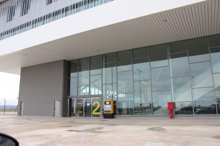 Rouco se muestra seguro de que se “dará cumplimiento” a las resoluciones para la venta del aeropuerto de Ciudad Real