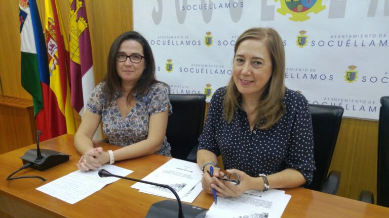 El Ayuntamiento de Socuellamos firma dos convenios de colaboración con Cruz Roja