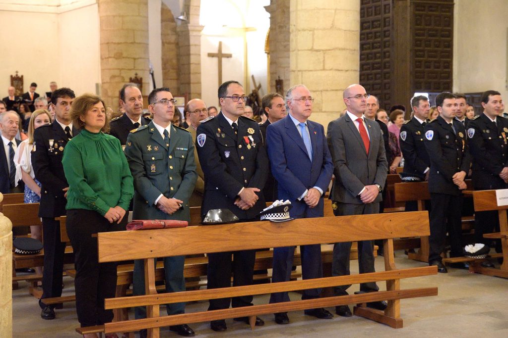 La Policía Local de Argamasilla de Alba celebra el día de los Ángeles Custodios