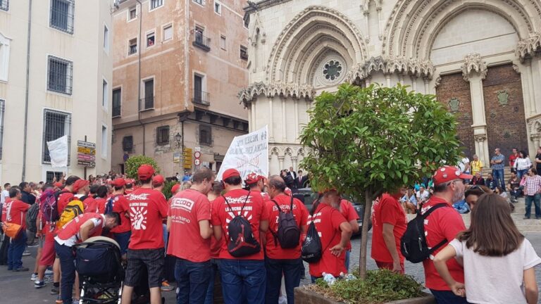 El vicepresidente de Coca-Cola avanza acciones judiciales contra ex empleados que protestaron en su boda en Cuenca El vicepresidente de Coca-Cola avanza acciones judiciales contra ex empleados que protestaron en su boda en Cuenca