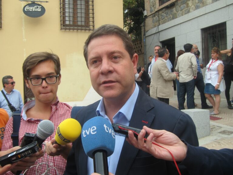 Page, “orgulloso” de la postura de PSOE en defensa de la Constitución: “Es una cita histórica” Page, “orgulloso” de la postura de PSOE en defensa de la Constitución: “Es una cita histórica”