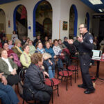 La Policía Local de Argamasilla de Alba previene a los mayores frente a timos, estafas y nuevas formas de hurto