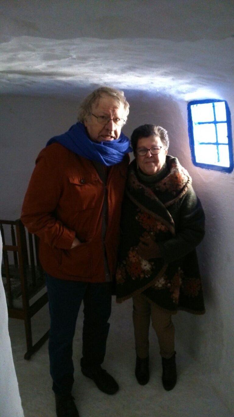 Ian Gibson visita los museos del Silo y de la Tía Sandalia en Villacañas