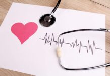 Junta ofrece al profesorado la posibilidad de asistir a reconocimientos médicos personalizados sobre vigilancia de salud