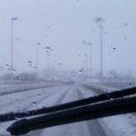 La nieve dificulta la circulación en el puerto de El Cubillo en Cuenca