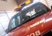 Doce personas asistidas por inhalación de humo tras incendio en una empresa de Quintanar