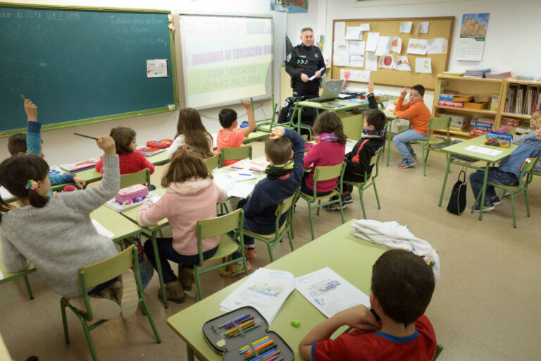 La Policía Local de Argamasilla de Alba inicia las X Jornadas de Educación Vial Escolar