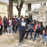 El IES Vicente Cano homenajea a Cervantes leyendo los sonetos y epitafios del Quijote