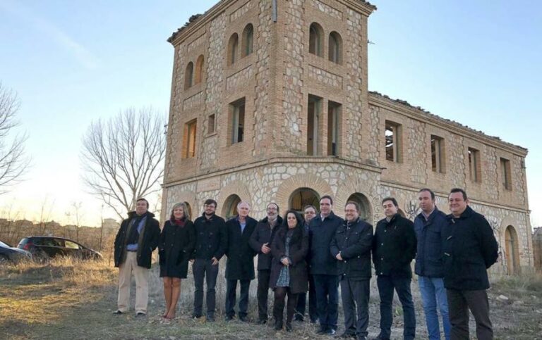 ADIF se suma al proyecto de la Diputación de Cuenca para regenerar la zona de la línea férrea Cuenca-Utiel