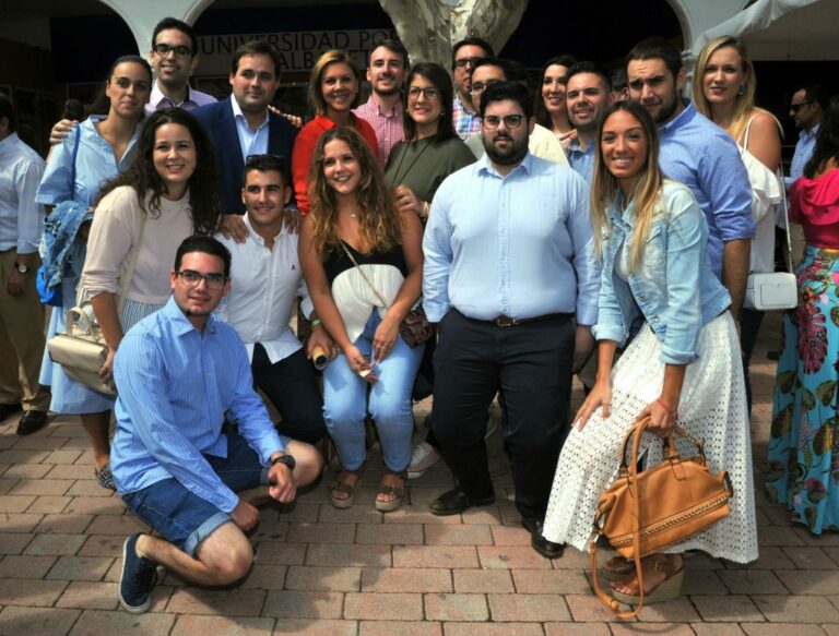 Cospedal achaca la alta afluencia a la Feria de Albacete a que “la recuperación económica va llegando a las familias”