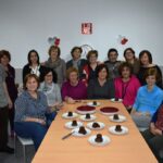 Una treintena de mujeres participa en un curso de cocina en Socuéllamos