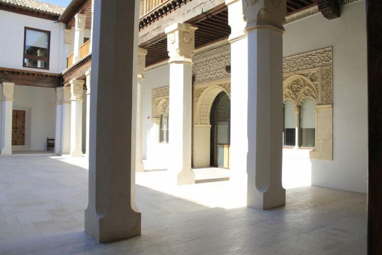 Publicada la nueva estructura de la Administración de C-LM tras la entrada de Podemos al Ejecutivo