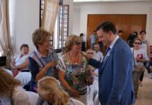 El Ayuntamiento celebra por primera vez el Día de los Mayores en la Feria con un acto en el que la música y la poesía han sido los protagonistas