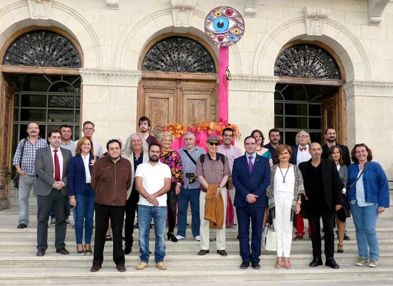 Cincuenta artistas de dieciséis países conmemoran el X Aniversario del yacimiento de Lo Hueco