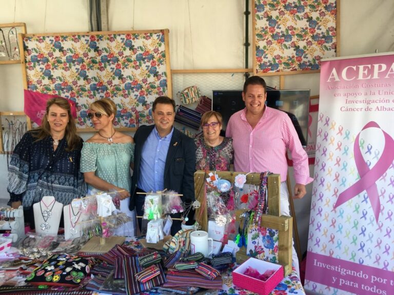Manuel Serrano agradece a las asociaciones socio-sanitarias que hagan de la Feria de Albacete “una feria más comprometida y social”