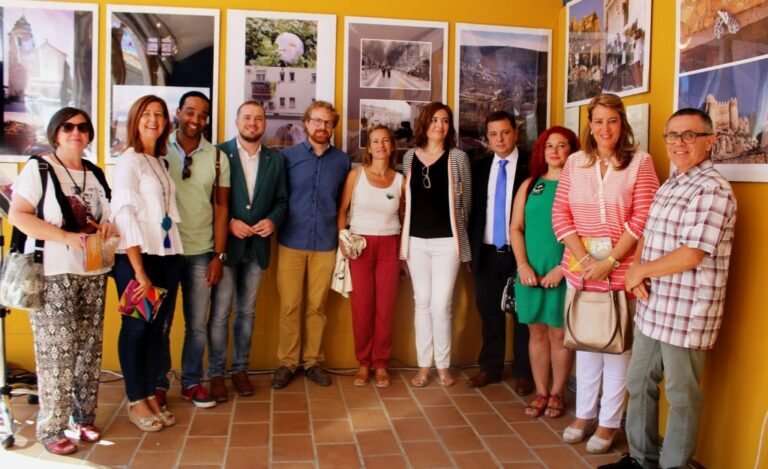 Manuel Serrano asegura que la Universidad Popular es una “factoría de producción artesanal” y la más prestigiosa y versátil del país