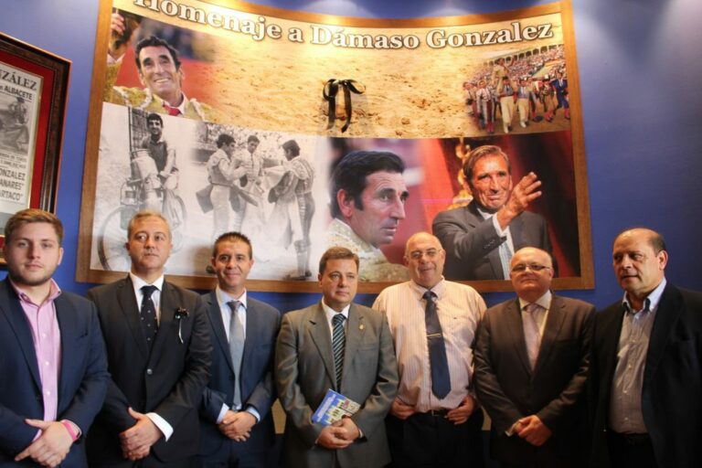 Manuel Serrano asegura que Albacete es “tierra de toreros, toros y de una gran afición” que garantizan el éxito de nuestra gran Feria Taurina