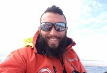 El día a día de Joaquín Acedo, un castellanomanchego que arriesga su vida por los refugiados