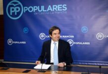 El PP denuncia la hipocresía de Page al celebrar el acto de la Constitución y mantener a un vicepresidente de Podemos